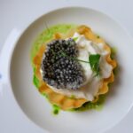 Bacalao con crema de guisantes por Pablo Caballero, de L´Anxoeta Art Restaurant